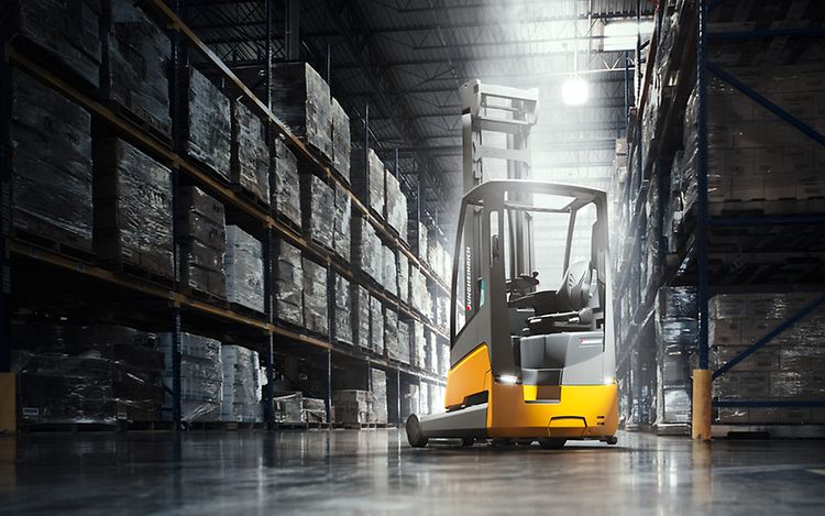 High Reach Truck Rental